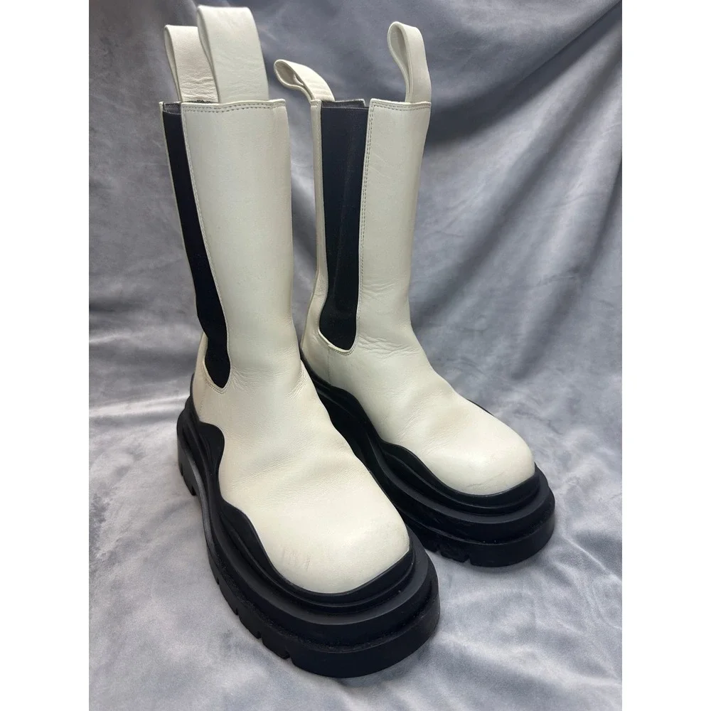 Bottega Veneta Tire‎ Lug Chelsea Boot in Sea Salt Black Italy Size EU 34